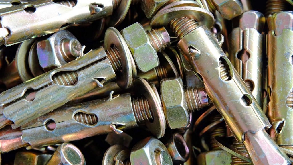 profesjonalne kotwy do betonu